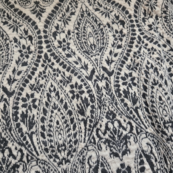 London Times Black and Cream Patterned Unlined Dress Size 10 - Picture 4 of 6